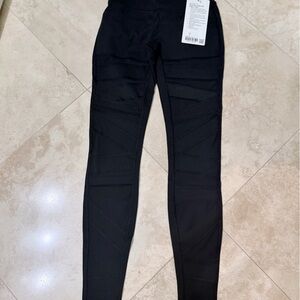 lululemon athletica Black High-Rise Textured Leggings